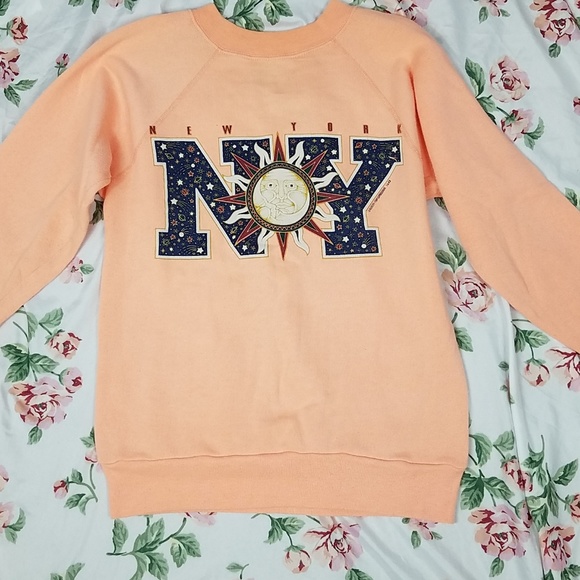New York-  retro sweater!! - Picture 4 of 8